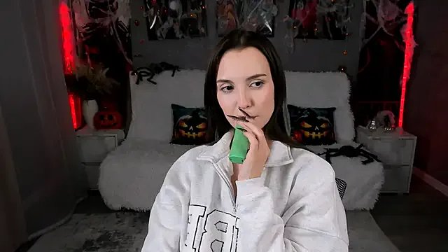 SamanthaaaWalker on StripChat