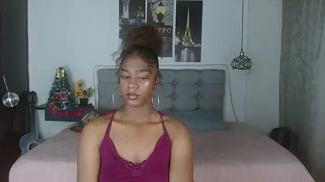 Freechat samara_roxx on StripChat