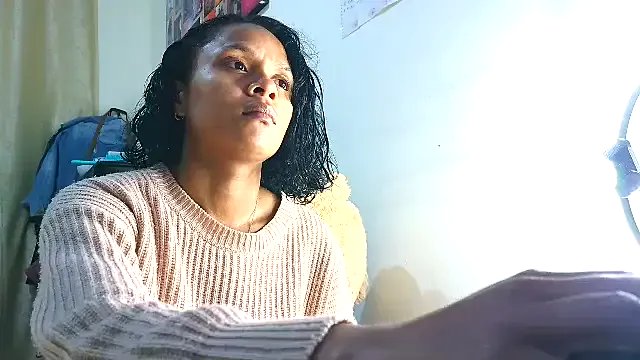 Samary_thomas on StripChat