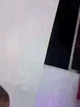 samiacooper25 on StripChat