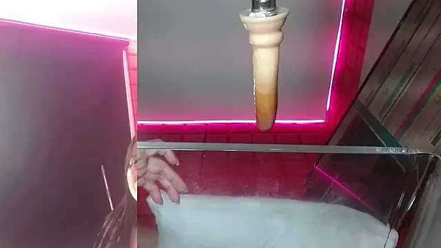 sammyEvans__ — Four Diles in The Assone in the mouth