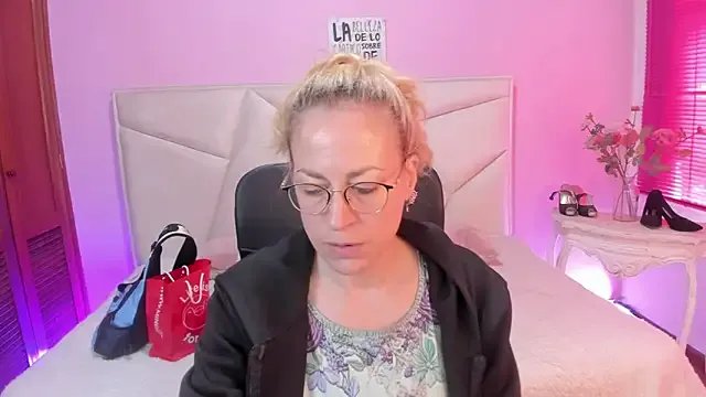 SammySanders — Private on StripChat