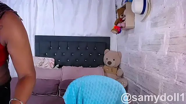 samy_doll on StripChat