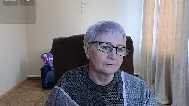 Sandra_Snowflake — breast play