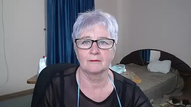 Sandra_Snowflake on StripChat