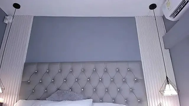 SandraMilerr on StripChat