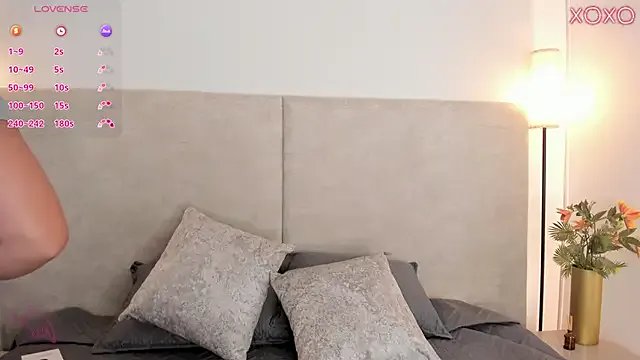 Saori_newman on StripChat