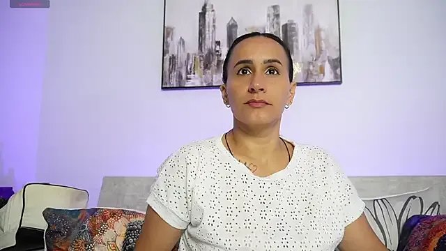 Sara_Charmy on StripChat