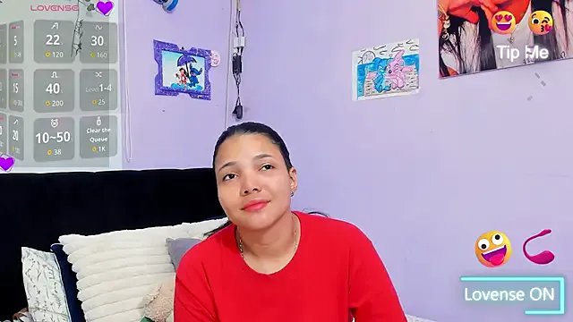 sara_mendez2 on StripChat