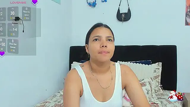 sara_mendez2 on StripChat