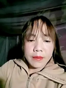 Sara_pusyy on StripChat