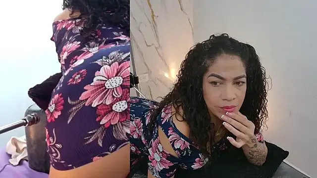 sara_smith45 on StripChat