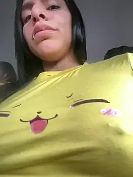 SaraAndrade_ on StripChat