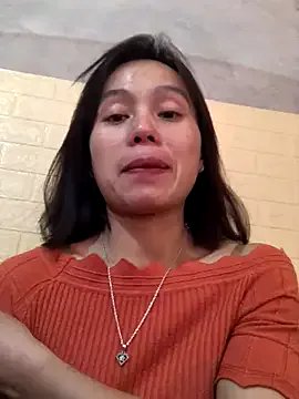 Sarahkiu on StripChat