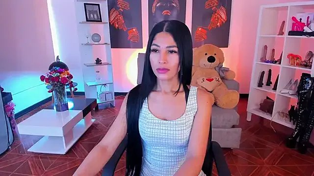 saralife on StripChat