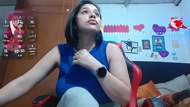 Saray_extrovert_ on StripChat