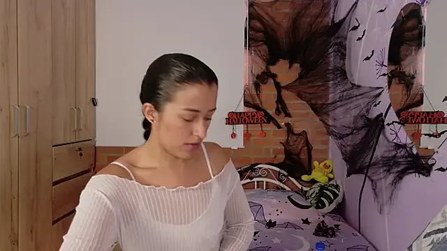 saribelcute on StripChat