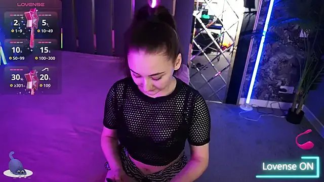 SashaDuvalle on StripChat