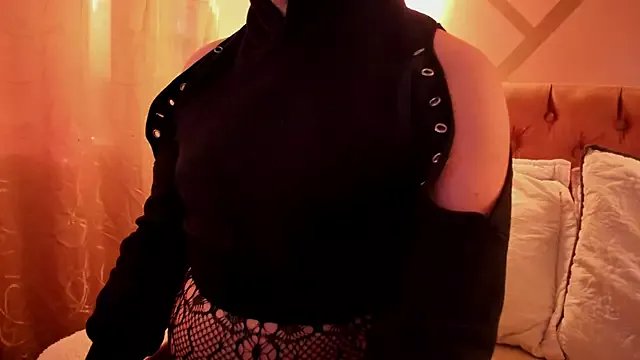 Satuurn_ on StripChat