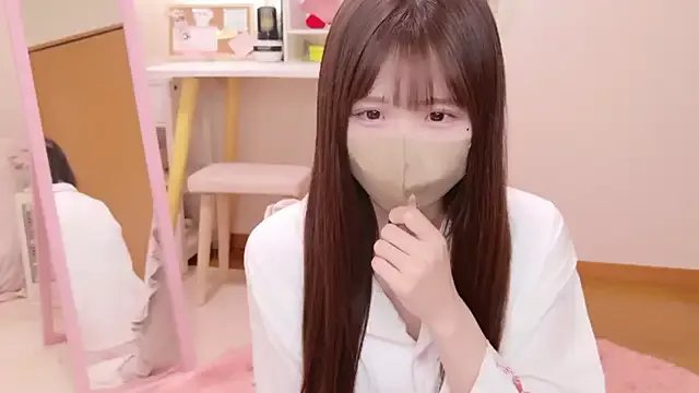 Sayuringo_ on StripChat