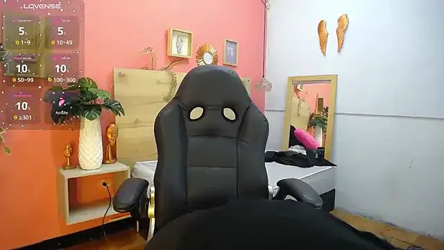 Private scarlet-foox on StripChat