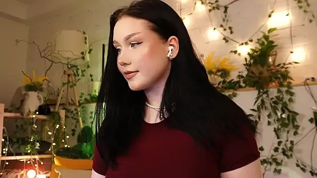 ScarletBlaze on StripChat