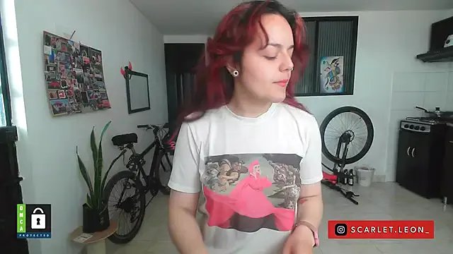 Freechat Scarletleon77 on StripChat