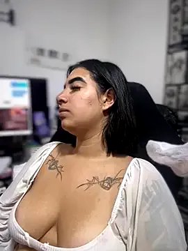 Scarlett-LS on StripChat