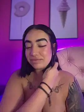 Scarlett-LS on StripChat