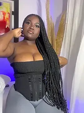 Scarlett_811 on StripChat