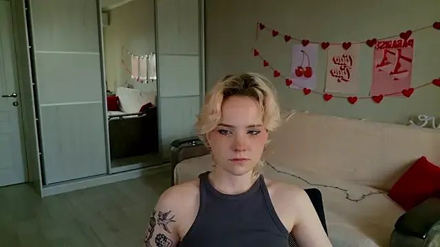 School_Love on StripChat