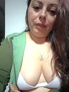 seherlatin on StripChat