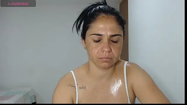 selena_ferri on StripChat