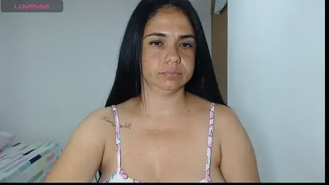 selena_ferri on StripChat