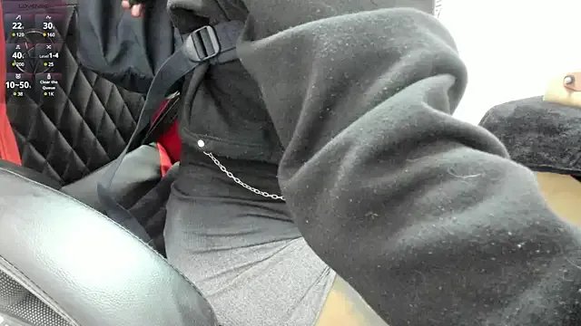 selene_red_ on StripChat