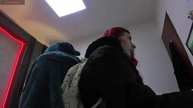 selene_red_ on StripChat