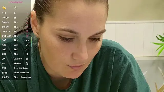 SelineSole on StripChat