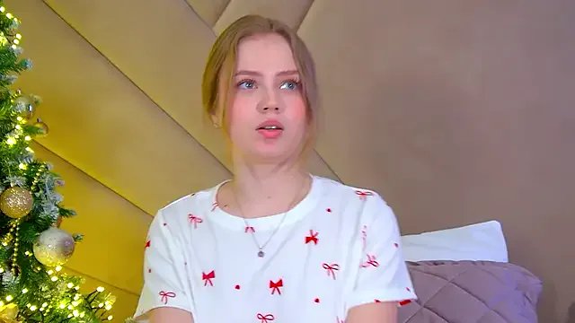 SelinSwarovski on StripChat