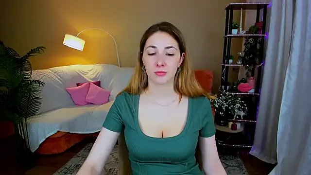 SensitiveSooul on StripChat