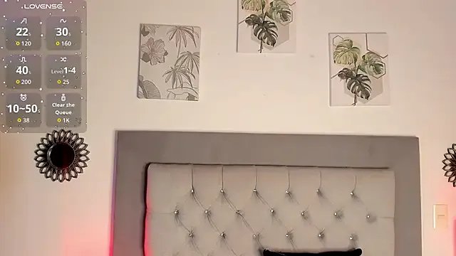 Seraphyne666 on StripChat