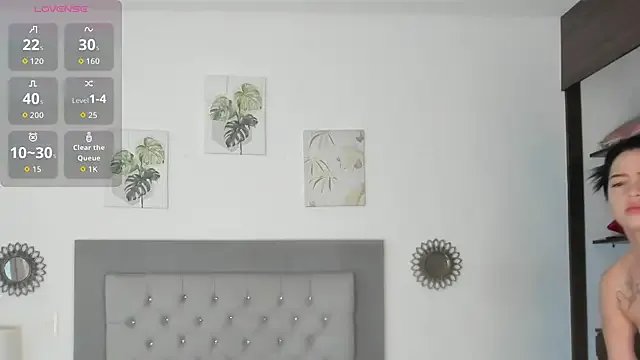 Seraphyne666 on StripChat