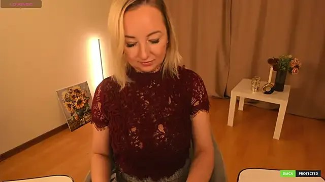 Freechat sexmom8 on StripChat