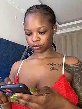 SexxyLunar on StripChat