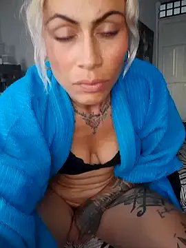 Sexy-Favgirl on StripChat