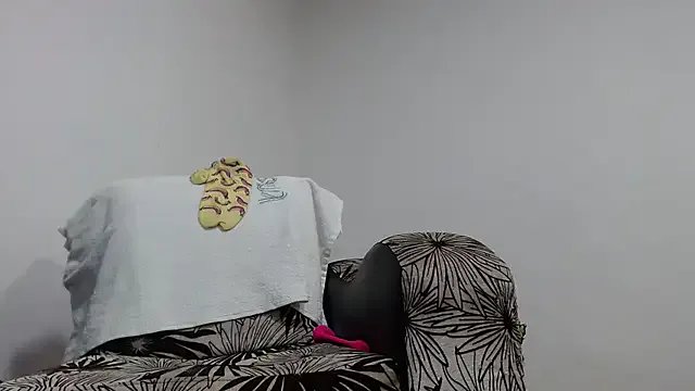 Sexy-Favgirl on StripChat