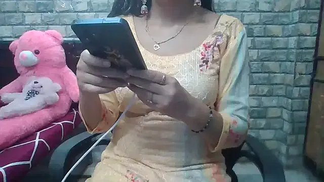 Sexy_iknoor on StripChat