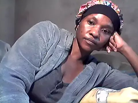 sexybigass31 on StripChat