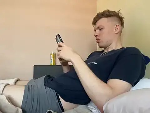 sexybooii6968 on StripChat