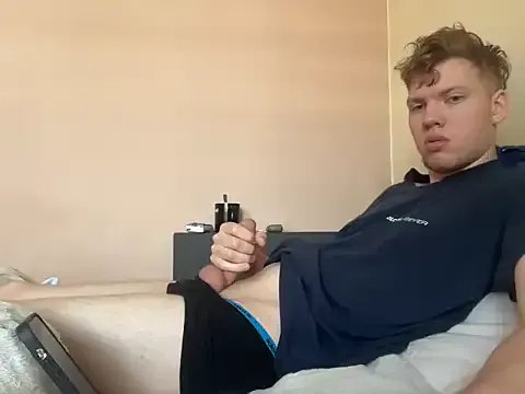 sexybooii6968 on StripChat