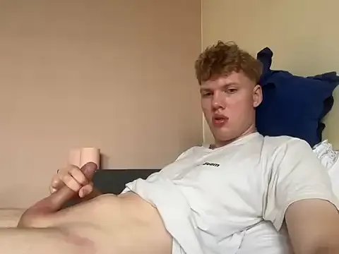 sexybooii6968 on StripChat